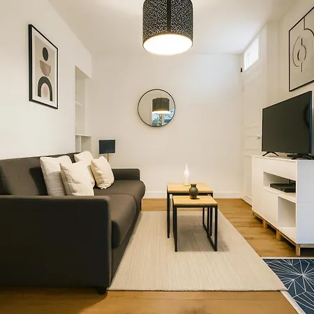 Appartamento Joli 2 Pièces Au 15eme *