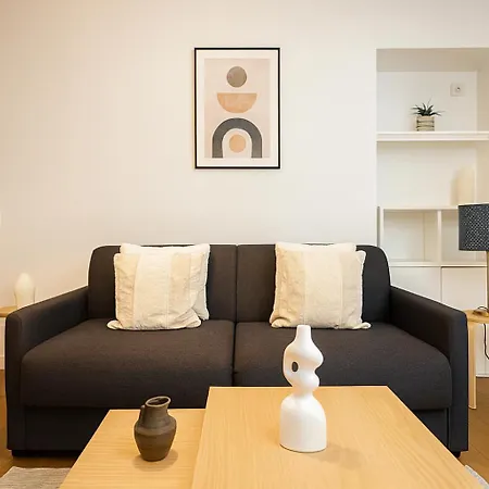Appartamento Joli 2 Pièces Au 15eme